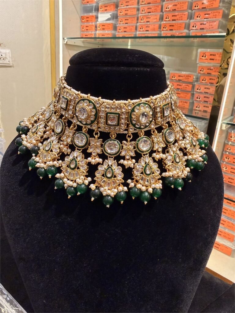 Emerald Kundan Bridal Set