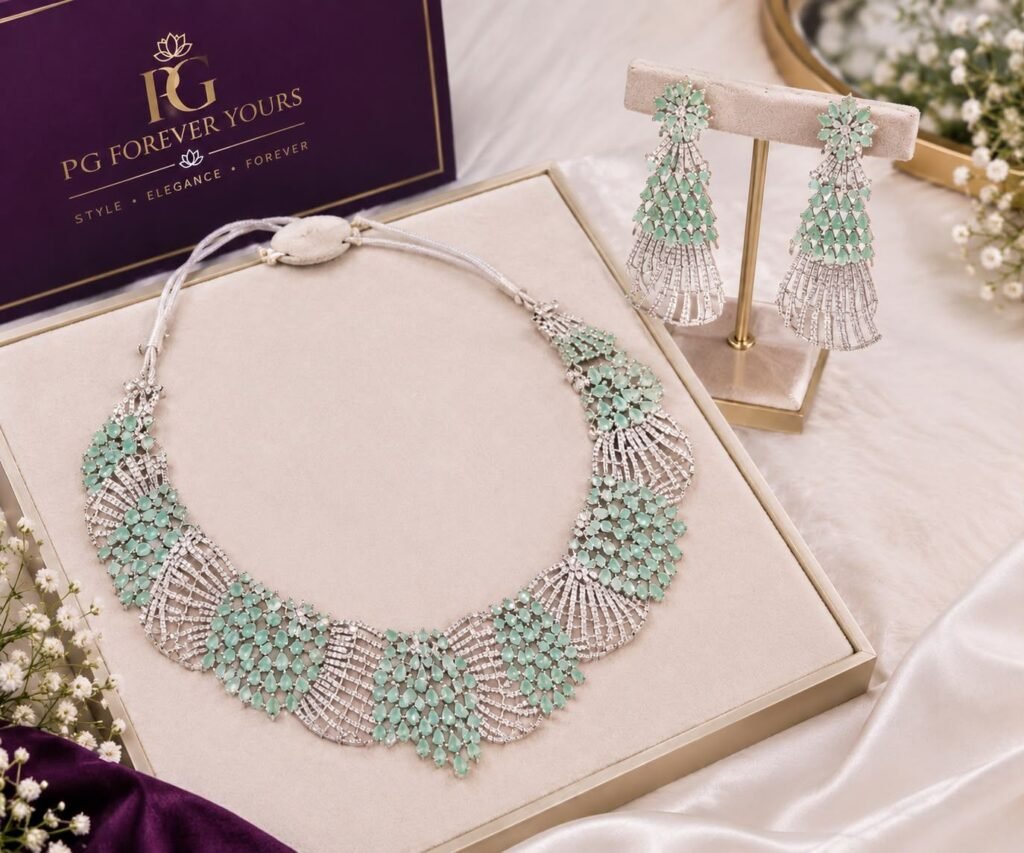 Mint Fan Necklace Set