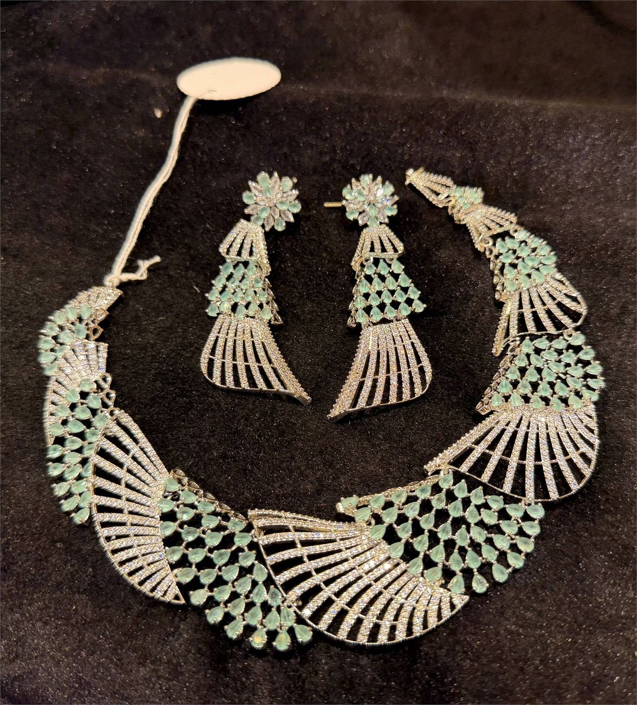 Mint Fan Necklace Set